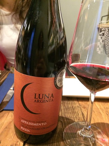 赤も300円＠HAGARE