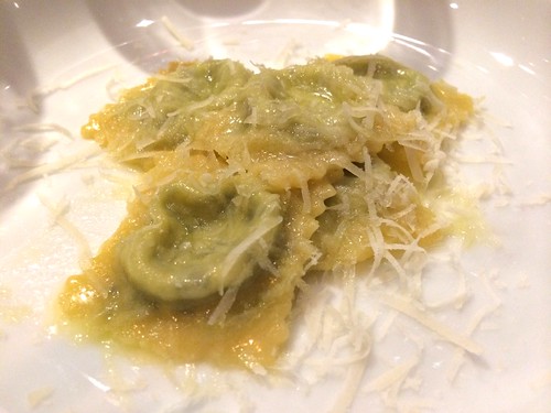 リコッタチーズとほうれん草のラビオリ＠ヴィア エミリア