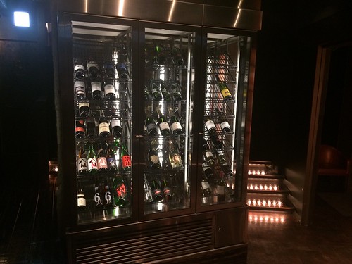 ワインセラー＠二平 赤坂一ツ木通り