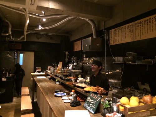 カウンターにはイケメンの店長さん＠ゆう馬