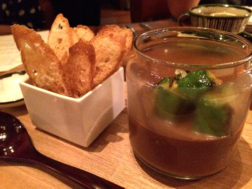 ビターチョコレートムース キャラメライズしたアボカド オリーブオイル シーソルト@アンダーズタヴァン