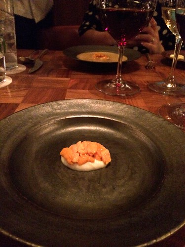 ロブスタービスク カプチーノ仕立て パースニップピューレ 雲丹@アンダーズタヴァン