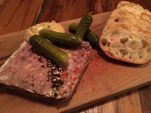 エゾ鹿のパテドカンパーニュ@ビストロブルー