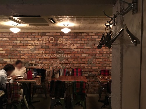 テーブル席@ビストロブルー