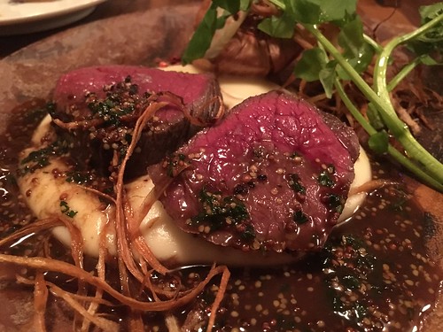 エゾ鹿モモ肉のロースト@ビストロブルー