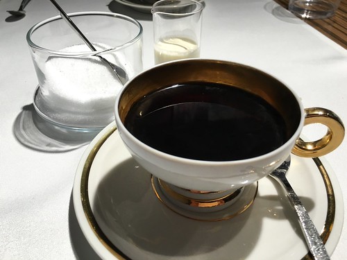 レストランローブ