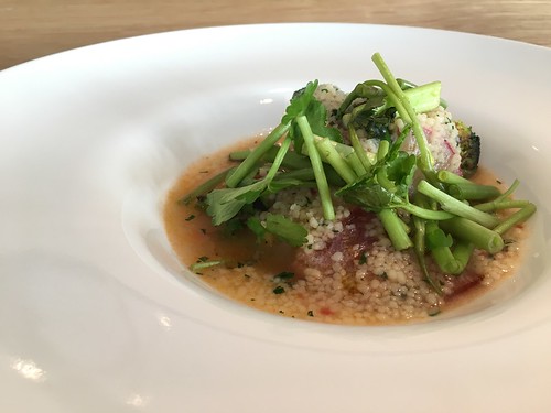 インクレディブル ビストロ モデルナ&バー トウキョウ