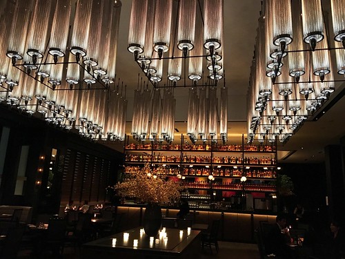 ロウリーズ赤坂