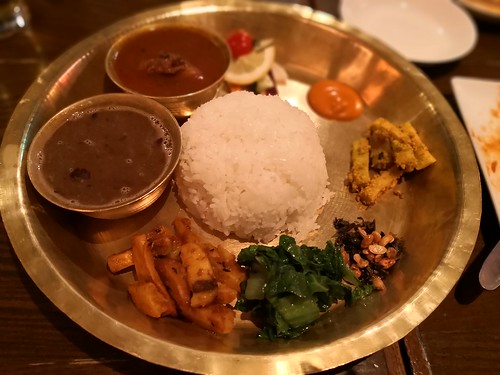 オリエンタルテーブルAMA