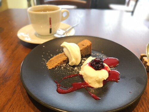 マンジャ フォルコ