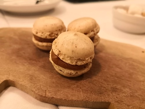 ビストロ コティディアン