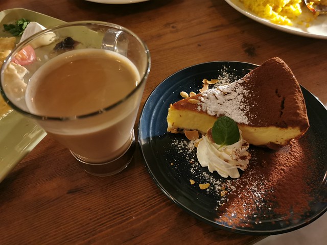 cafe garage Dogberry