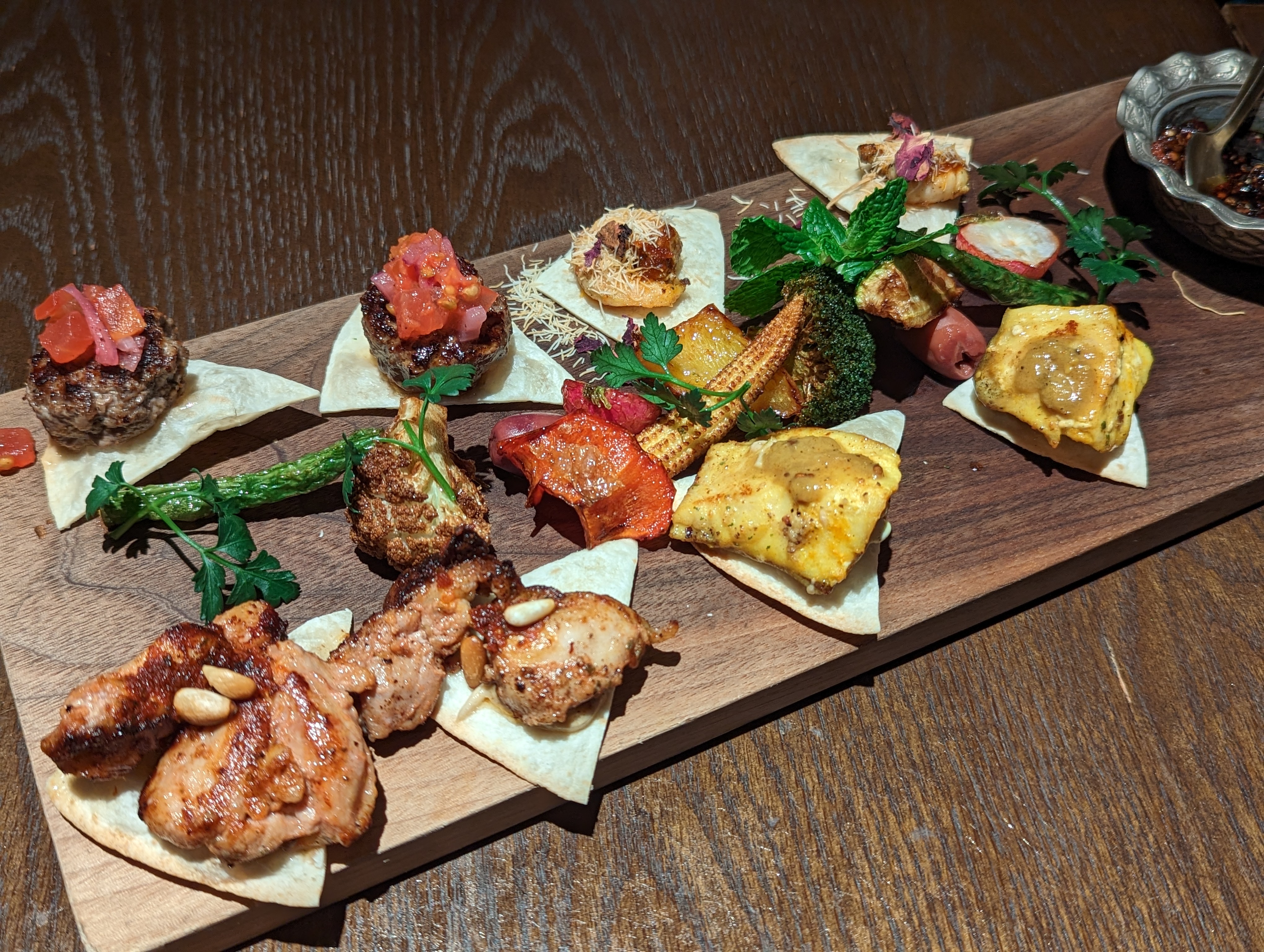 【渋谷】カールヴァーン トウキョウ ＠異国情緒あふれるラグジュアリーな空間とアラブ料理に酔いしれる。