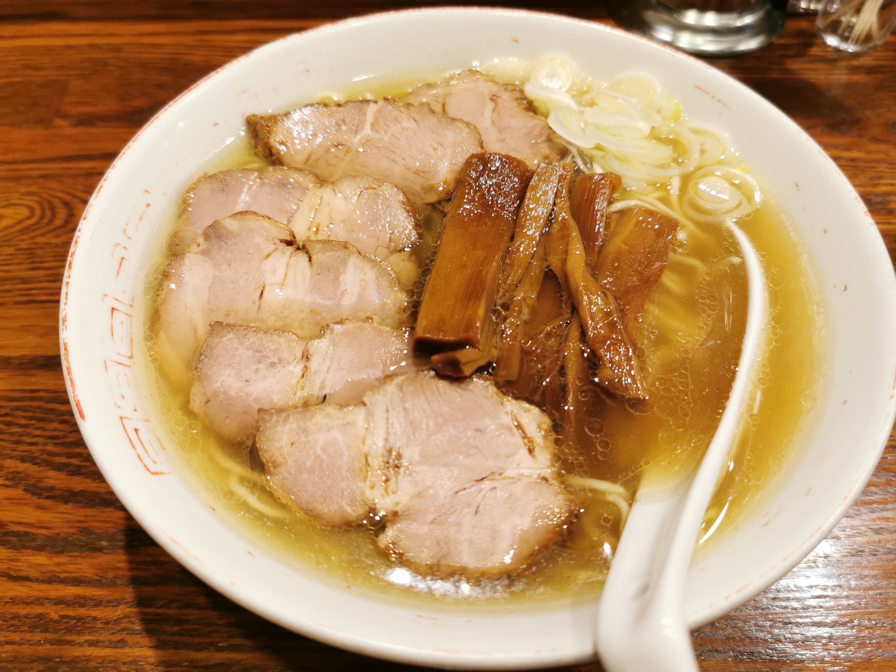 【大船】中華そば さとう＠人気の名店の2号店が大船に。昔ながらのキレイな中華そば。