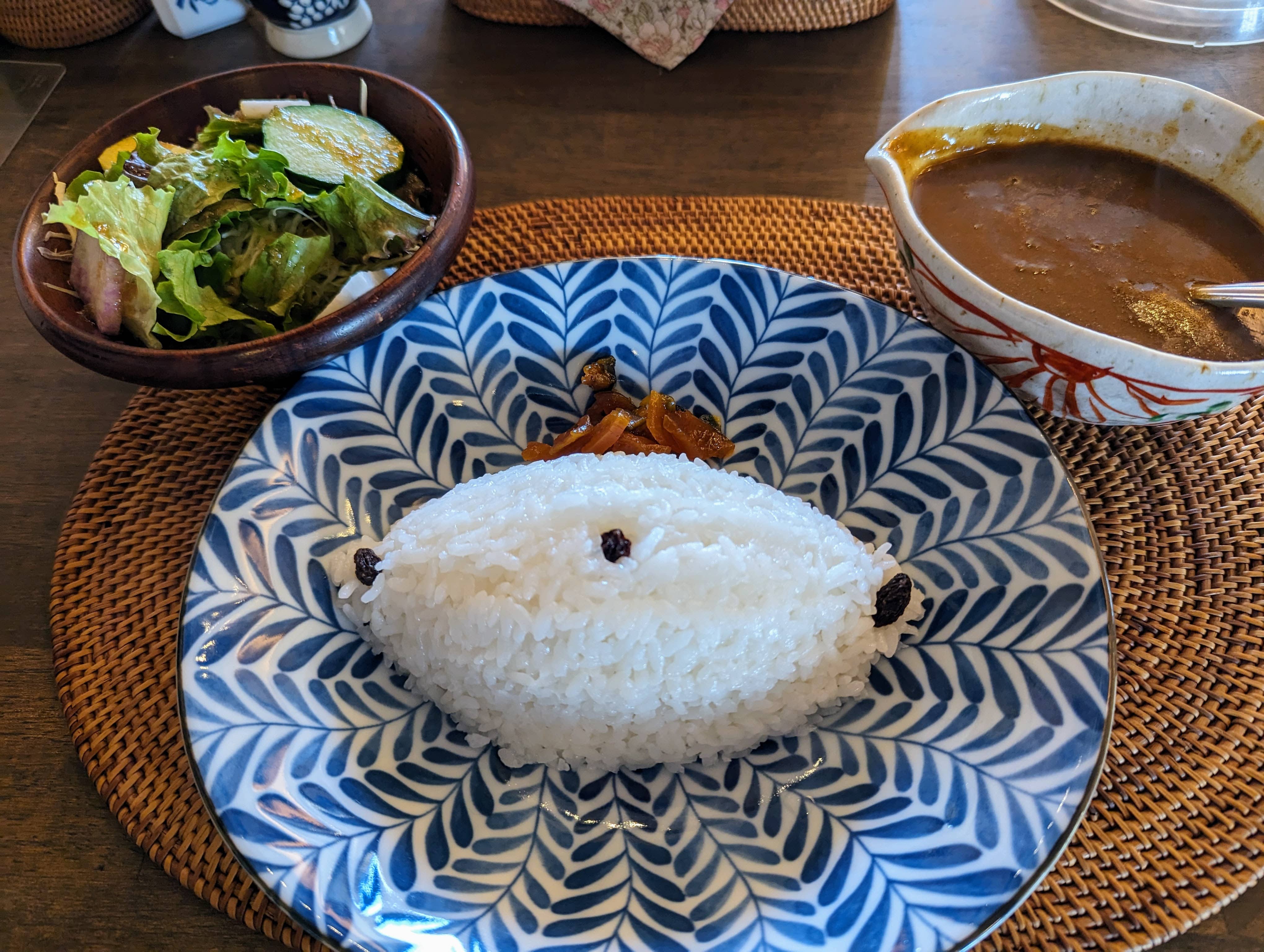 【鎌倉】コペペ＠鎌倉“レンバイ”近くにあるカフェで、ほっこり素朴なカレーをいただく！