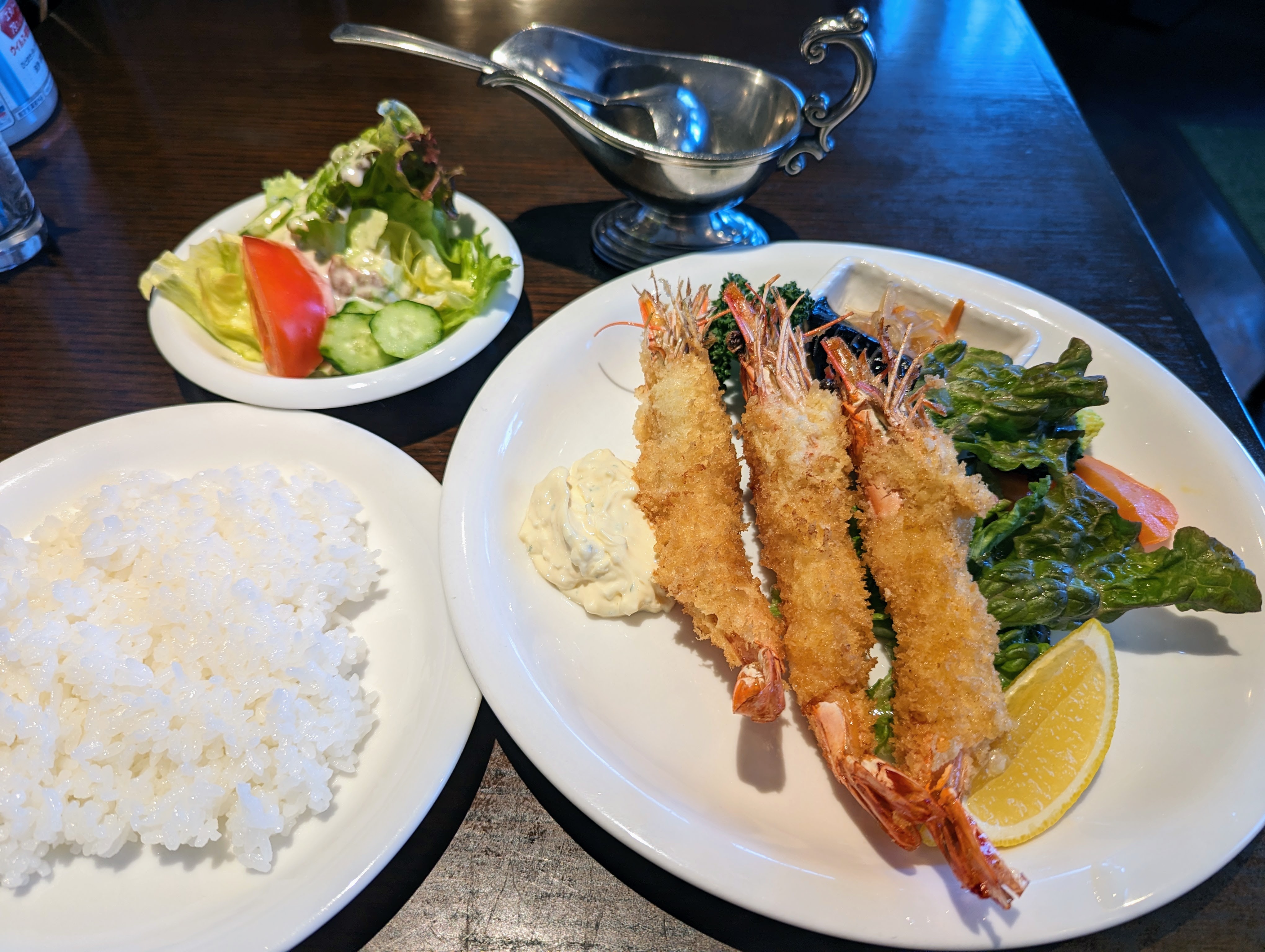 【大船】ソネット＠お頭付きのエビフライが３本！洋食レストランのお得ランチ。