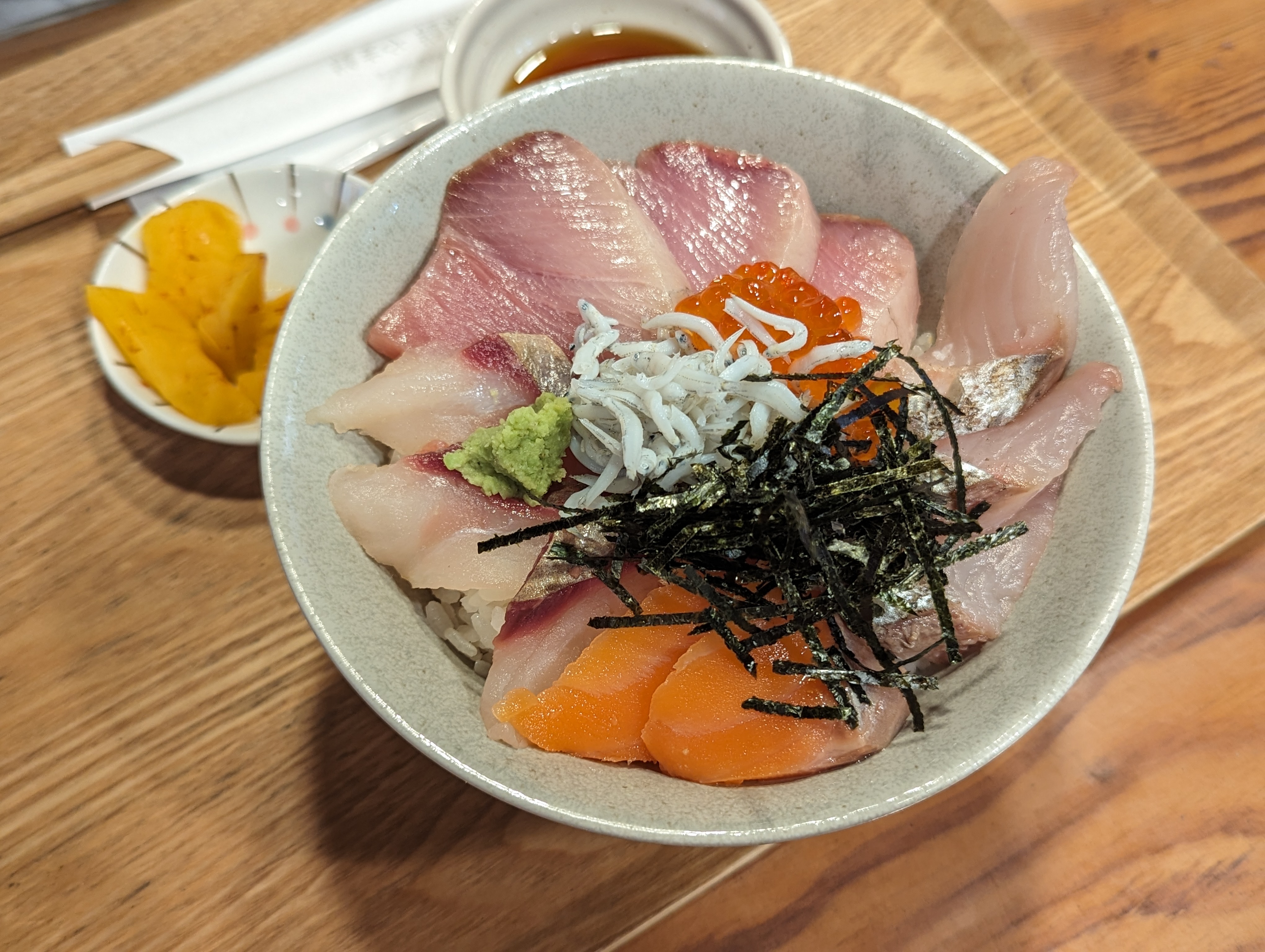 【宮津】海味鮮やま鮮＠朝からやっている水産会社運営の穴場店。お刺身、煮魚、焼き魚などメニューが豊富。