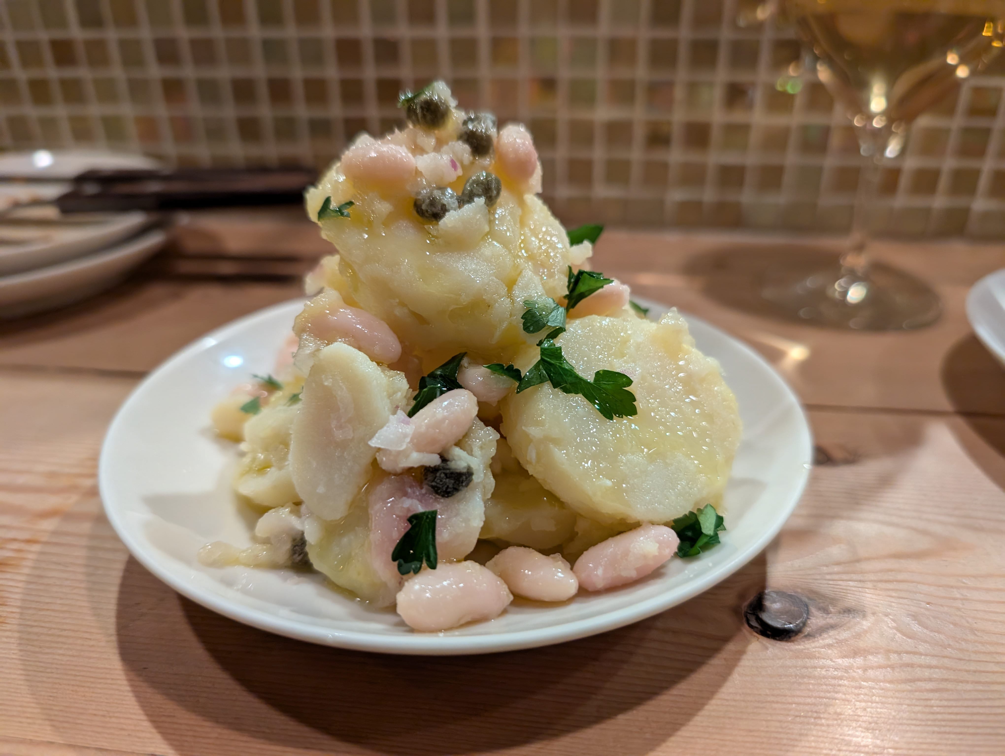 【鎌倉】TRES （トレス）＠料理もワインも美味しい。地元ワイン好きが集まる小さなビストロ。